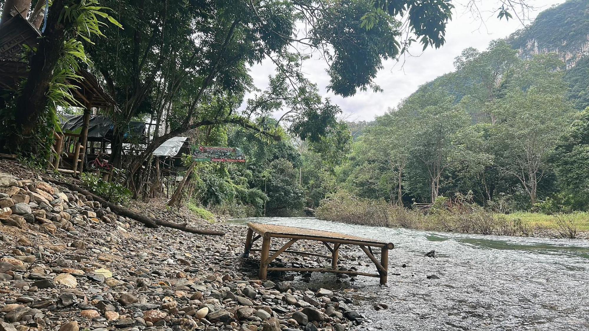营地 Khaosok August Freedom Camp