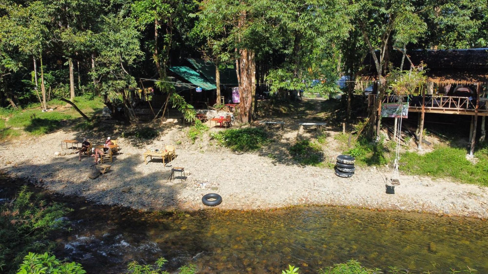 营地 Khaosok August Freedom Camp *